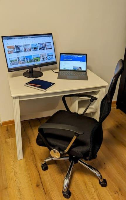 Cosy One Bedroom Flat With Free Parking & Wifi 克卢日-纳波卡 外观 照片