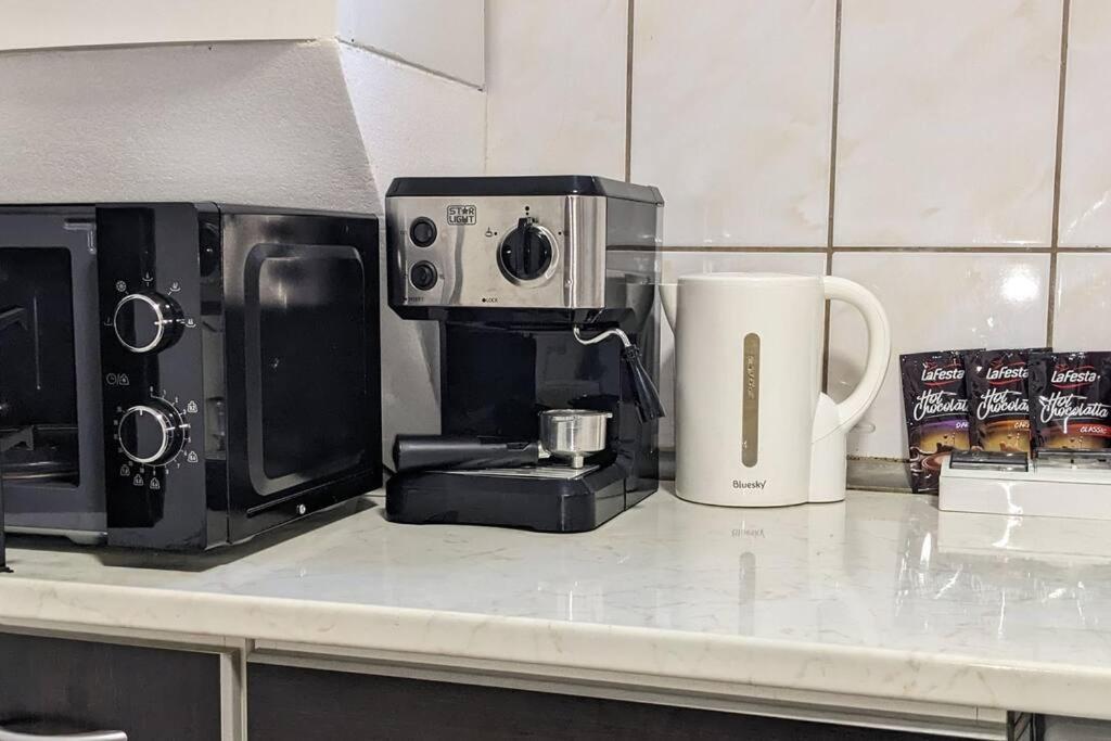 Cosy One Bedroom Flat With Free Parking & Wifi 克卢日-纳波卡 外观 照片